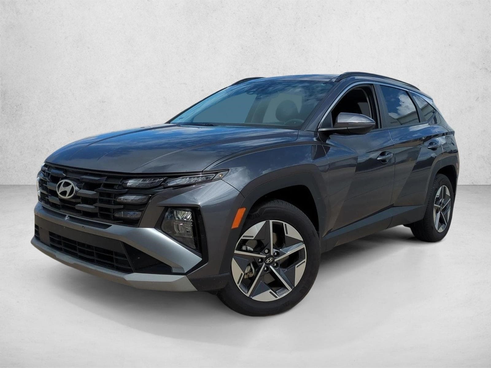 2025 Hyundai Tucson Hybrid SEL Convenience — photo 1 of 15