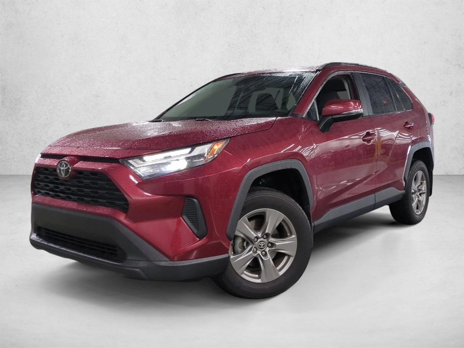 2024 Toyota RAV4 XLE — photo 1 of 16