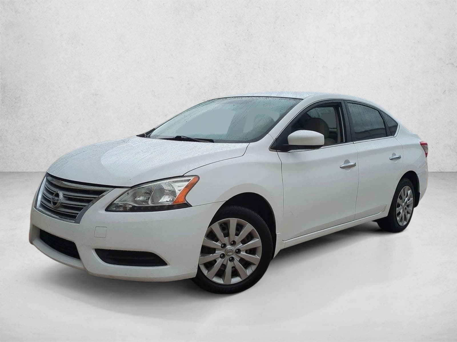 2015 Nissan Sentra SV — photo 1 of 15