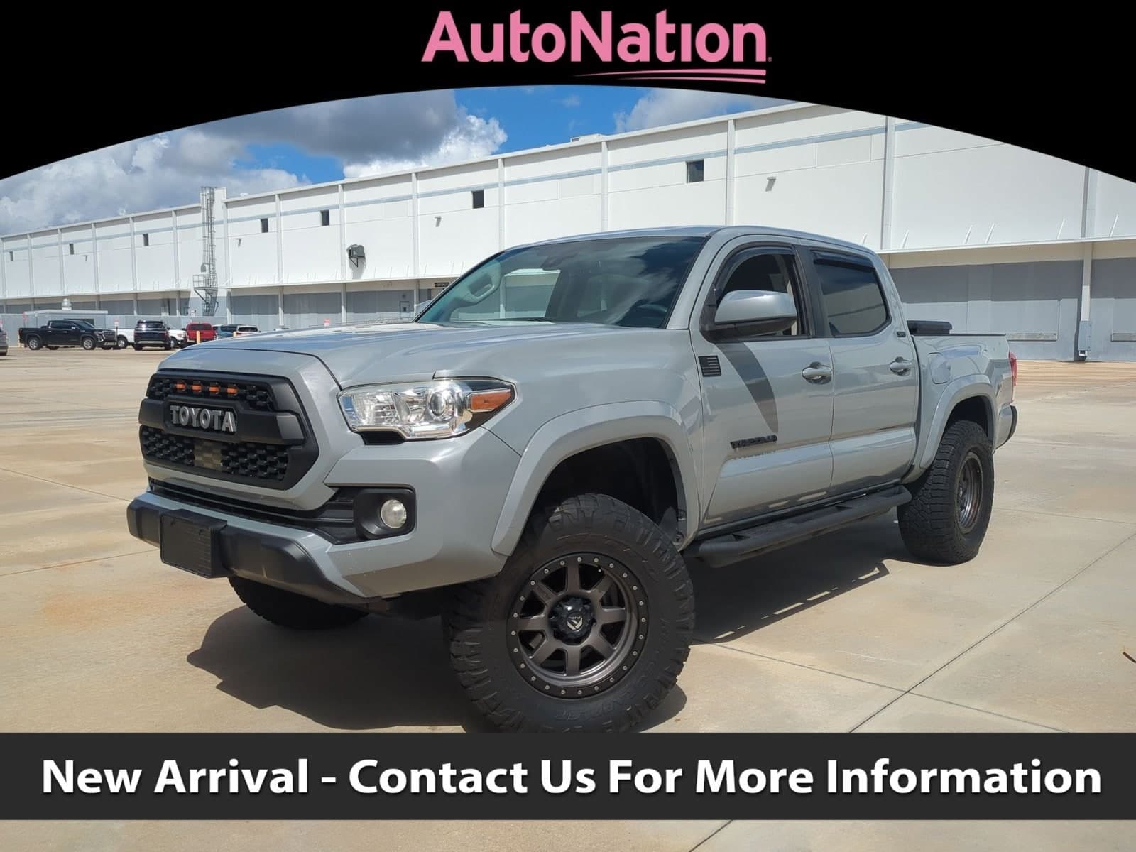 2020 Toyota Tacoma 2WD Base — photo 1 of 15