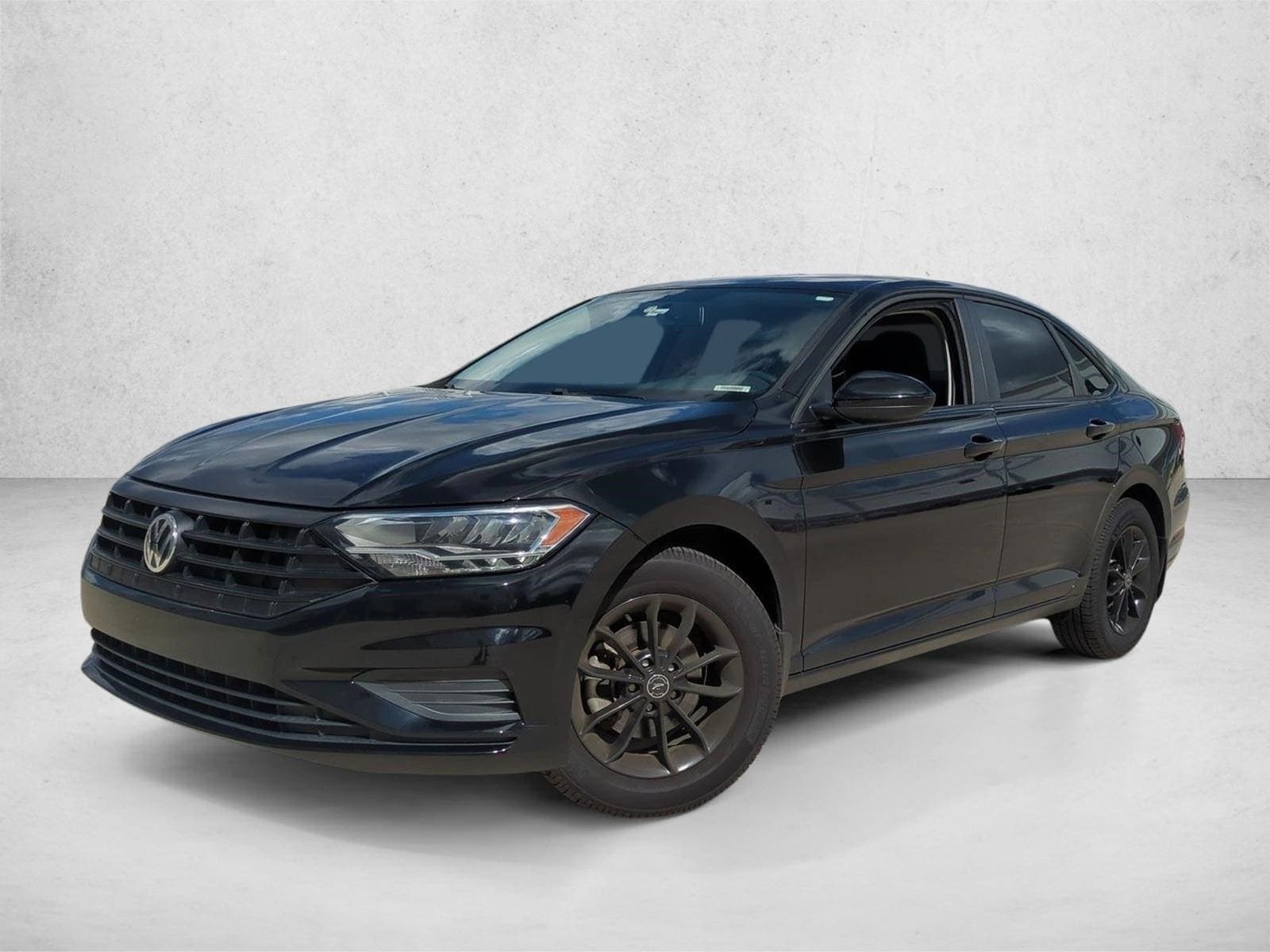 2020 Volkswagen Jetta S — photo 1 of 15