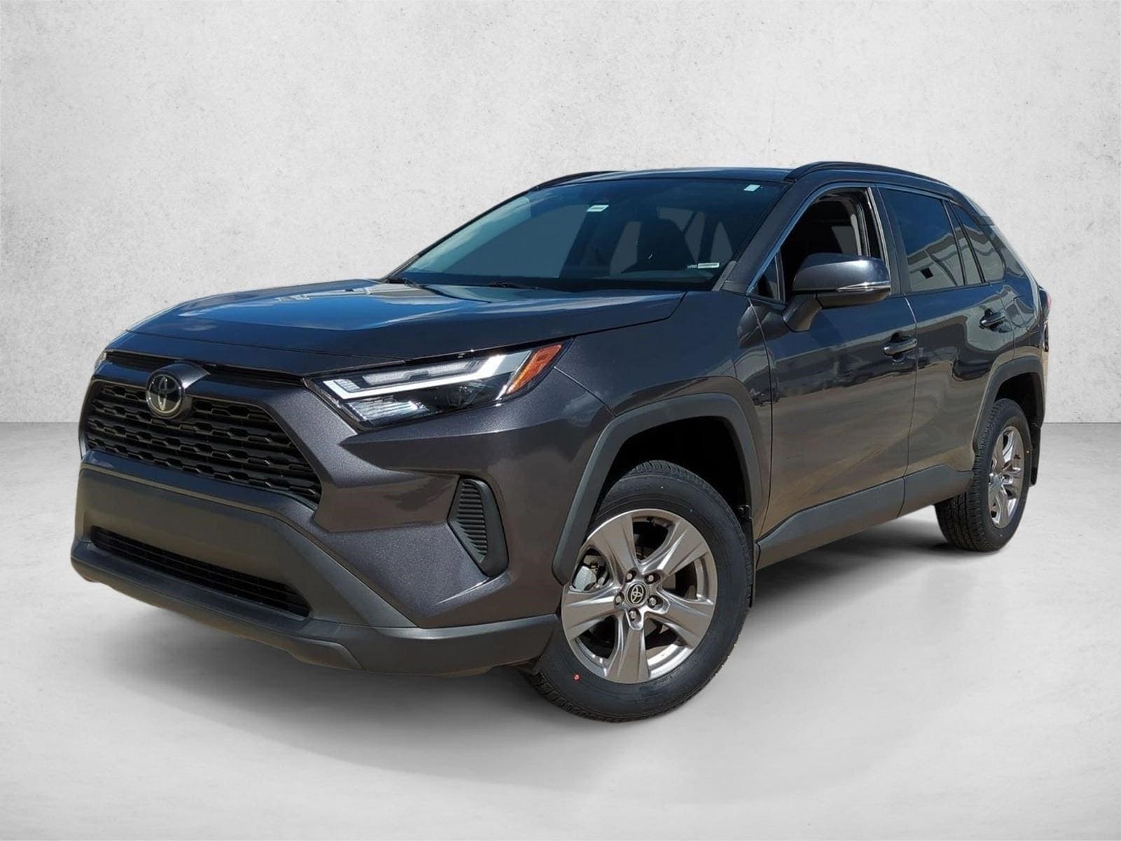 2024 Toyota RAV4 XLE — photo 1 of 15