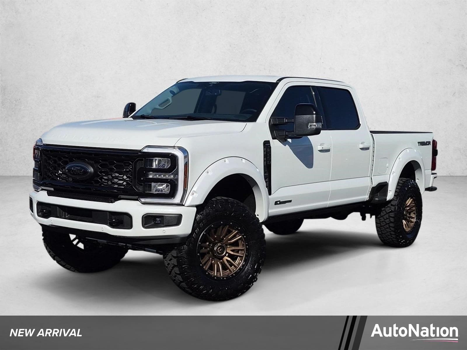 2026 Ford Super Duty F-250 SRW LARIAT — photo 1 of 30