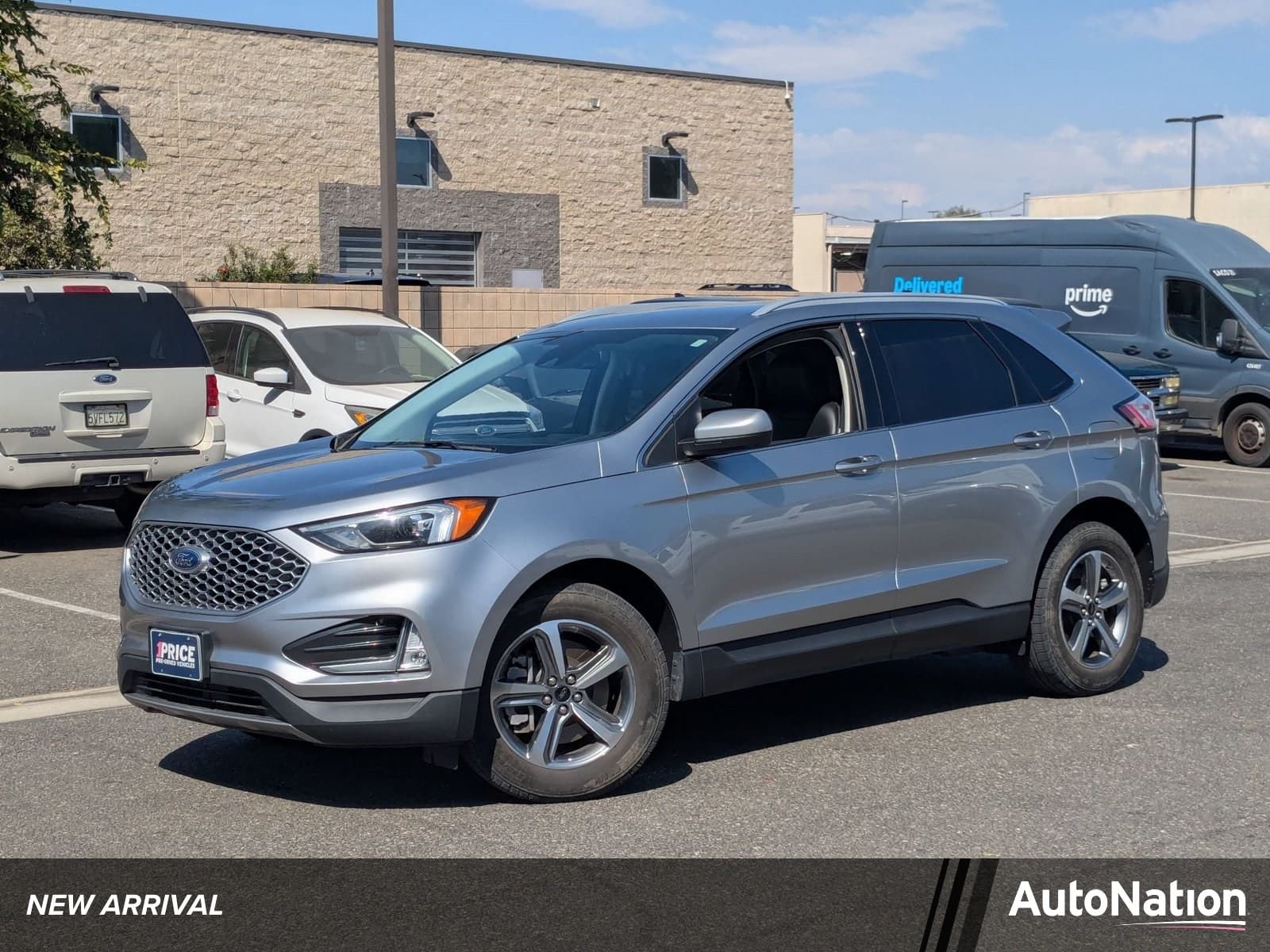2023 Ford Edge SEL — photo 1 of 24