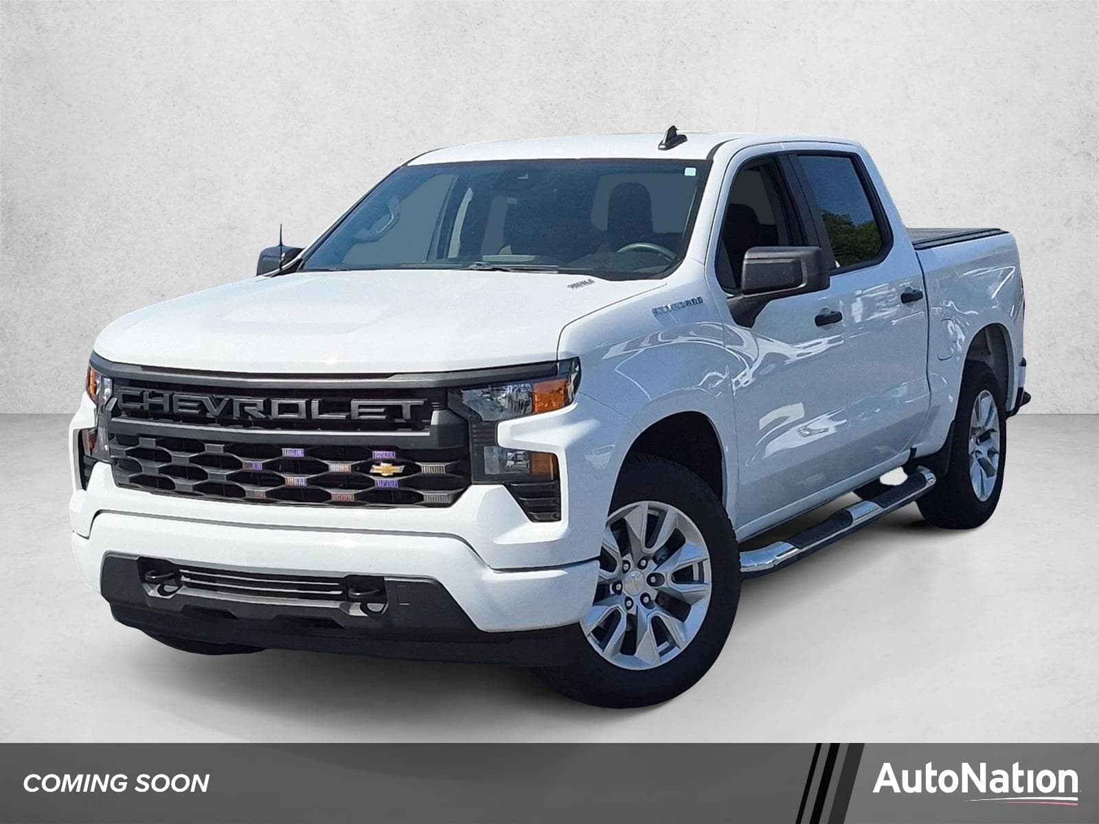 2025 Chevrolet Silverado 1500 Custom — photo 1 of 15