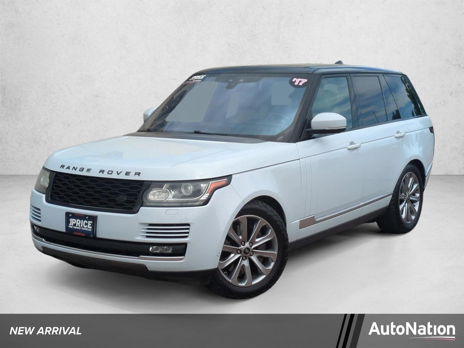 2017 Land Rover Range Rover HSE — photo 1 of 26