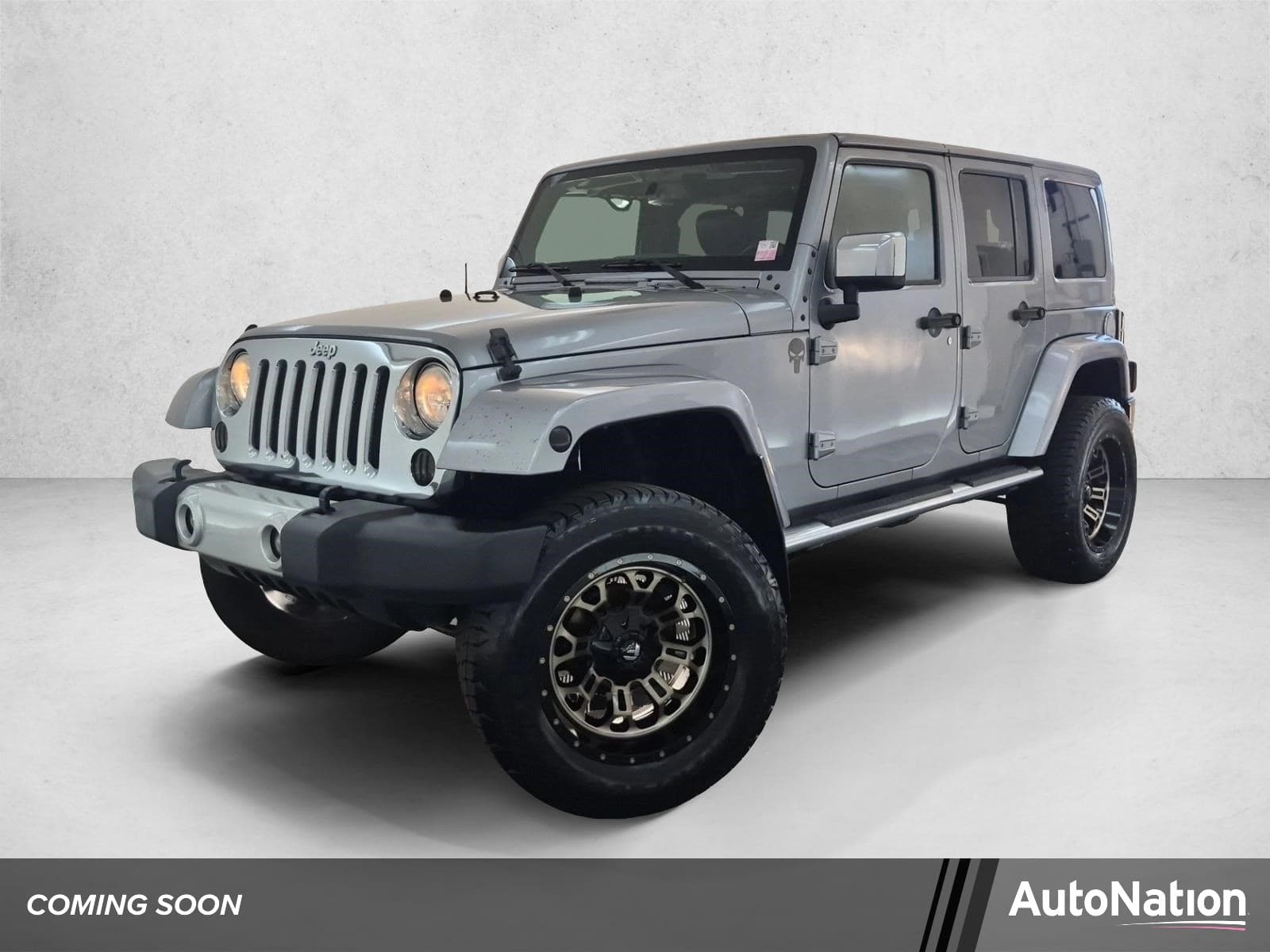 2015 Jeep Wrangler Unlimited Sahara — photo 1 of 30