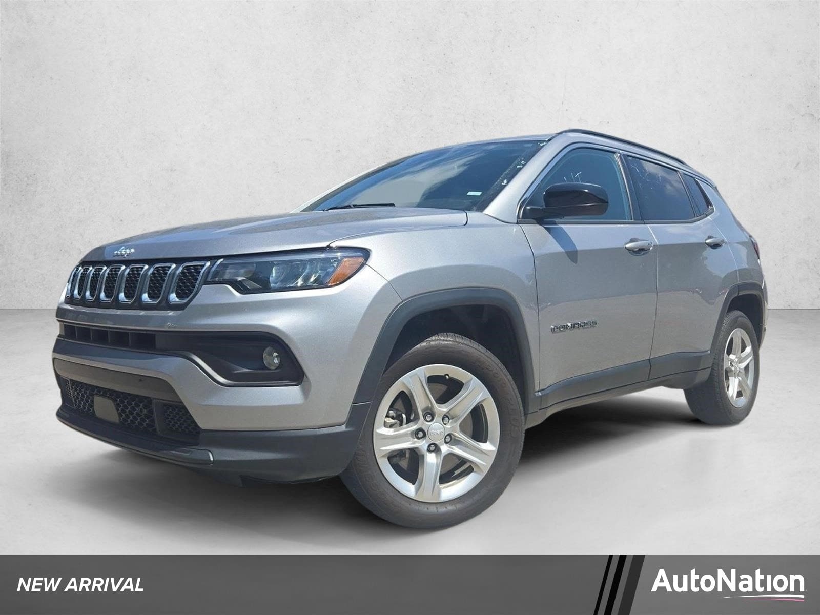 2024 Jeep Compass Latitude — photo 1 of 15