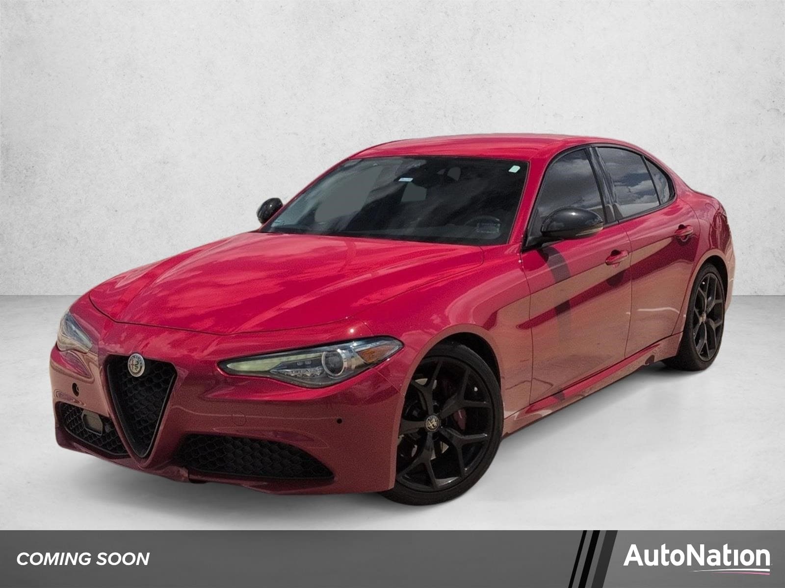 2020 Alfa Romeo Giulia Base — photo 1 of 21