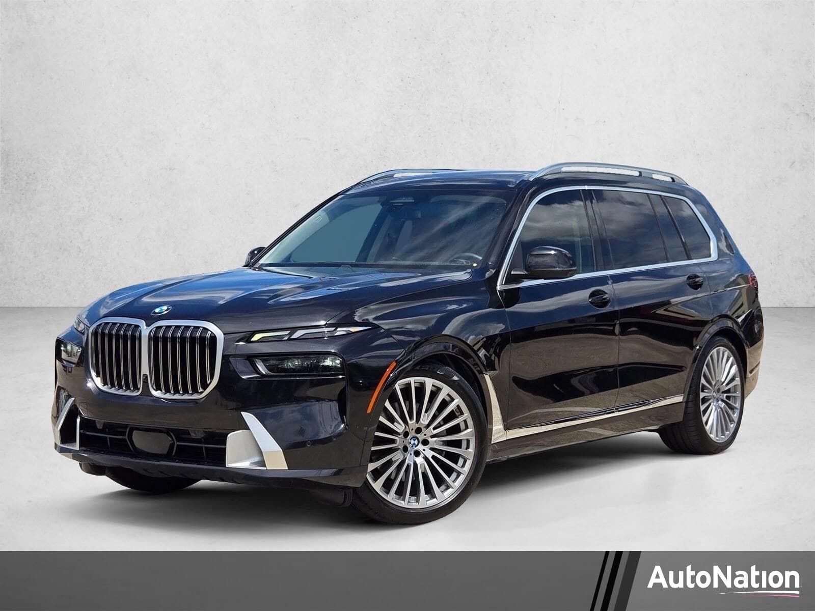 2024 BMW X7 xDrive40i — photo 1 of 25