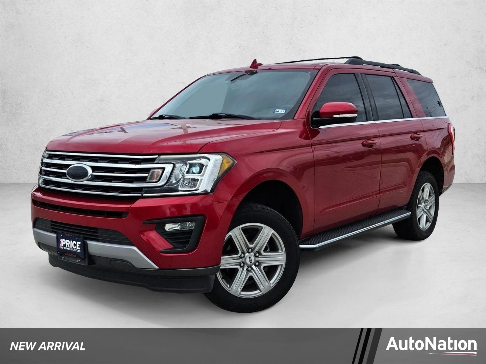 2020 Ford Expedition XLT — photo 1 of 24