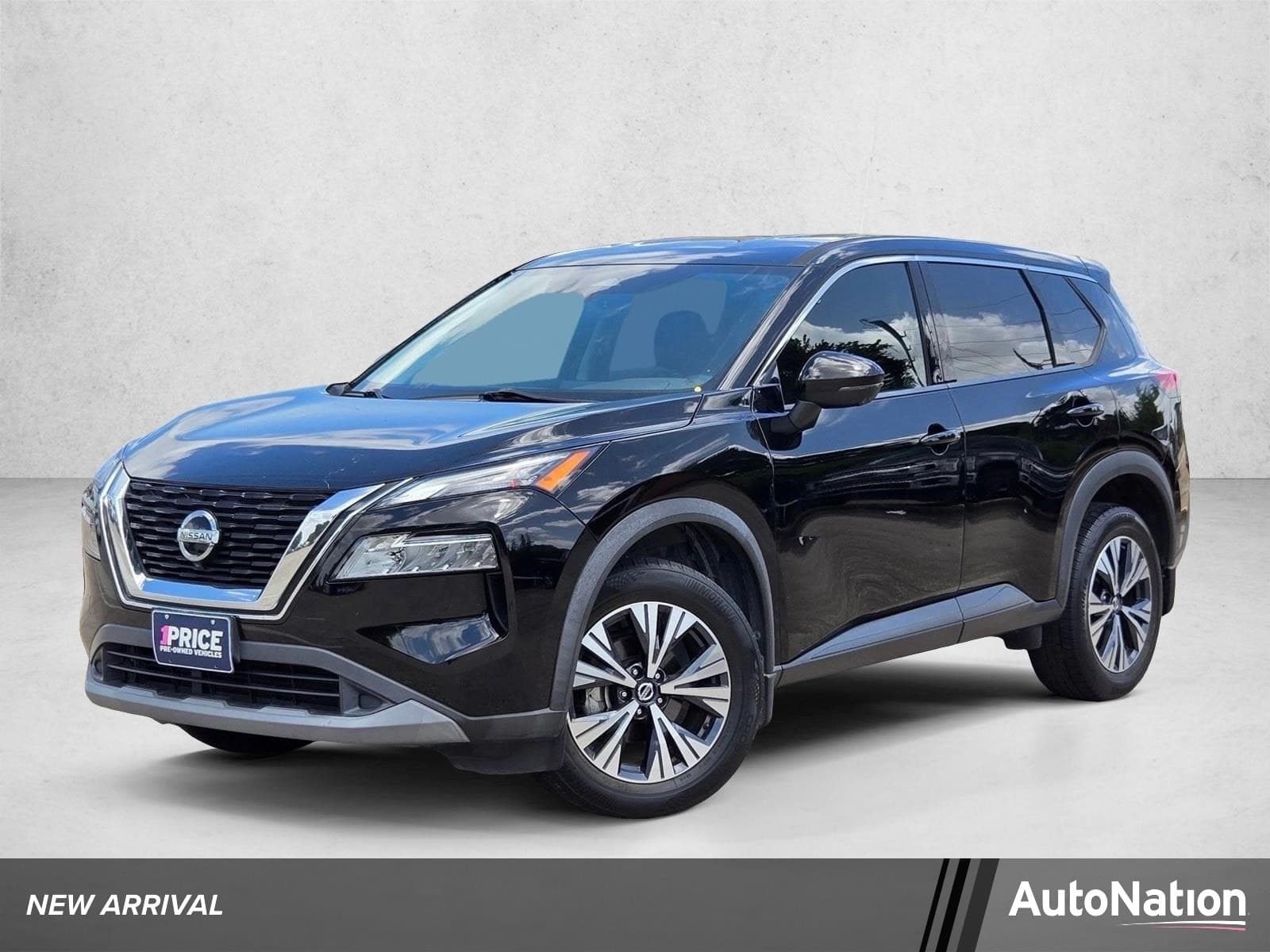 2021 Nissan Rogue SV — photo 1 of 23