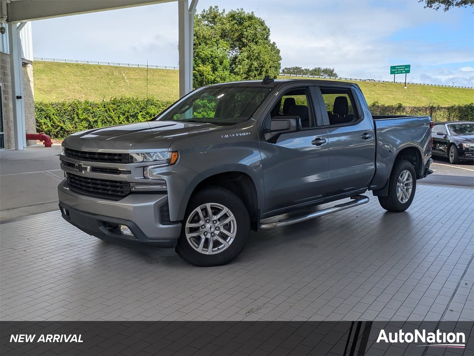 2021 Chevrolet Silverado 1500 RST — photo 1 of 15