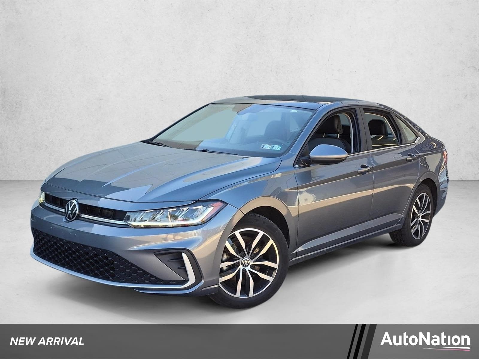 2025 Volkswagen Jetta SE — photo 1 of 16