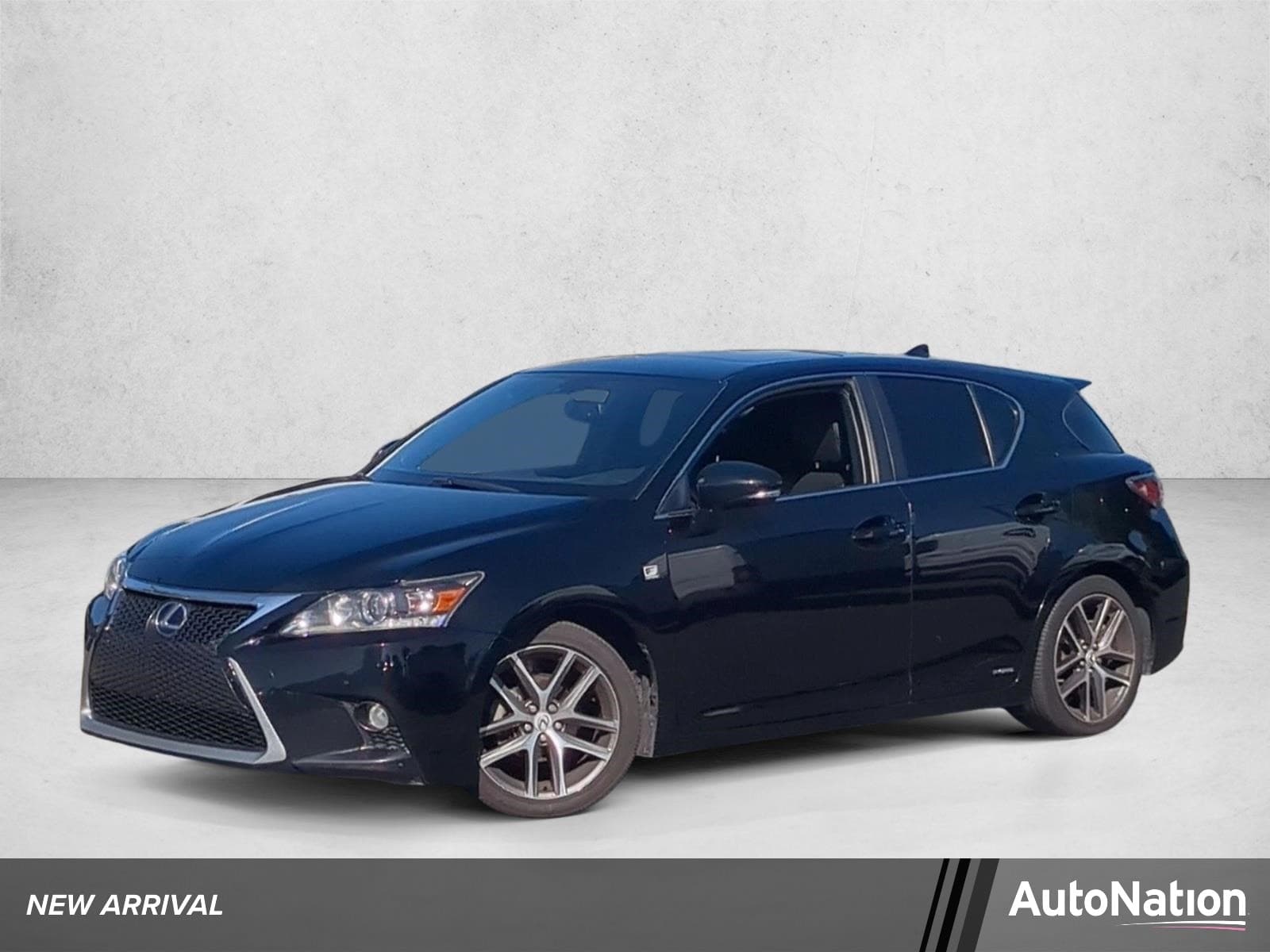 2015 Lexus CT 200h Hybrid — photo 1 of 25