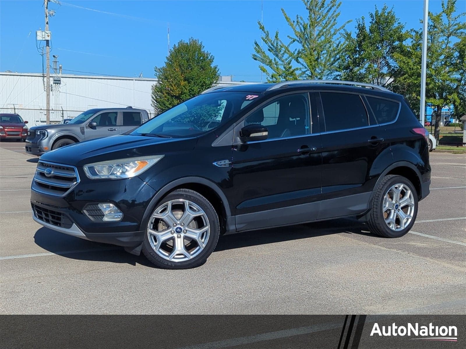 2017 Ford Escape Titanium — photo 1 of 25