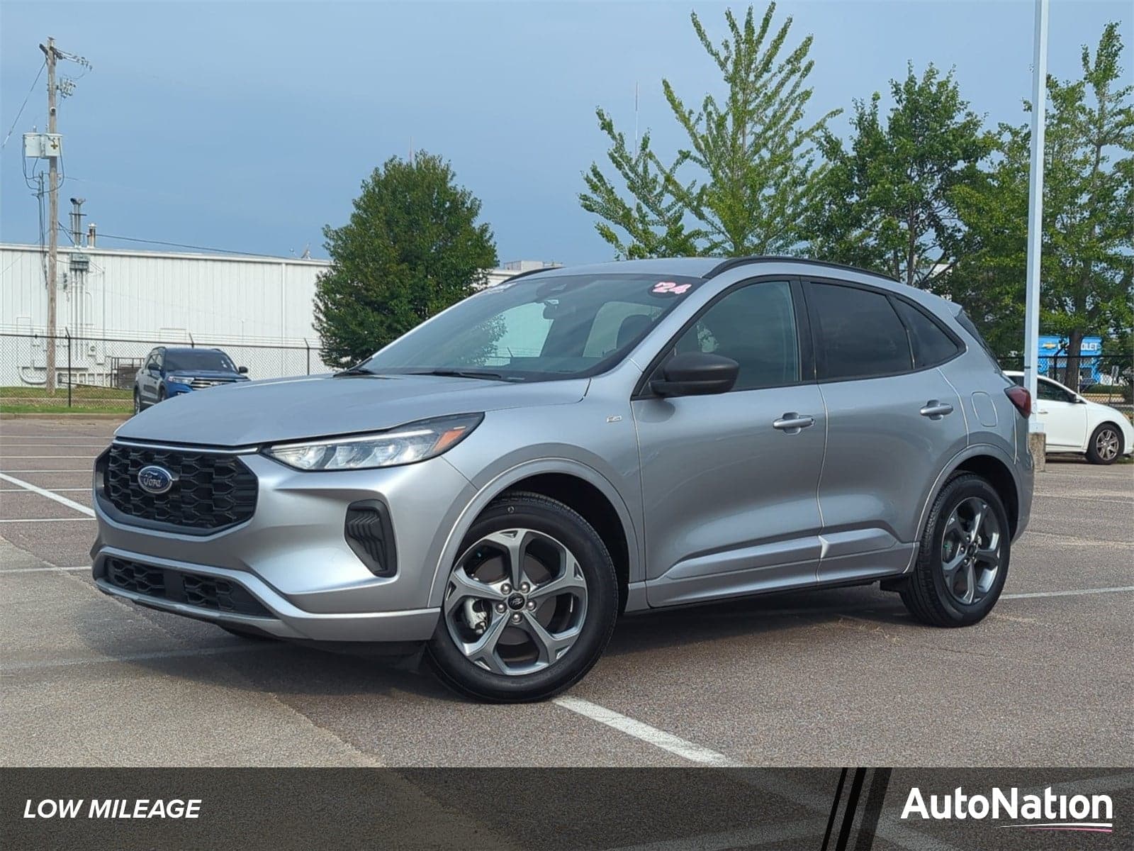 2024 Ford Escape ST-Line — photo 1 of 28
