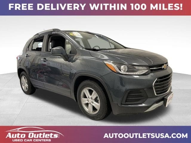 2021 Chevrolet Trax LT — photo 1 of 24