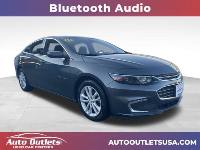 2017 Chevrolet Malibu LT — photo 1 of 25