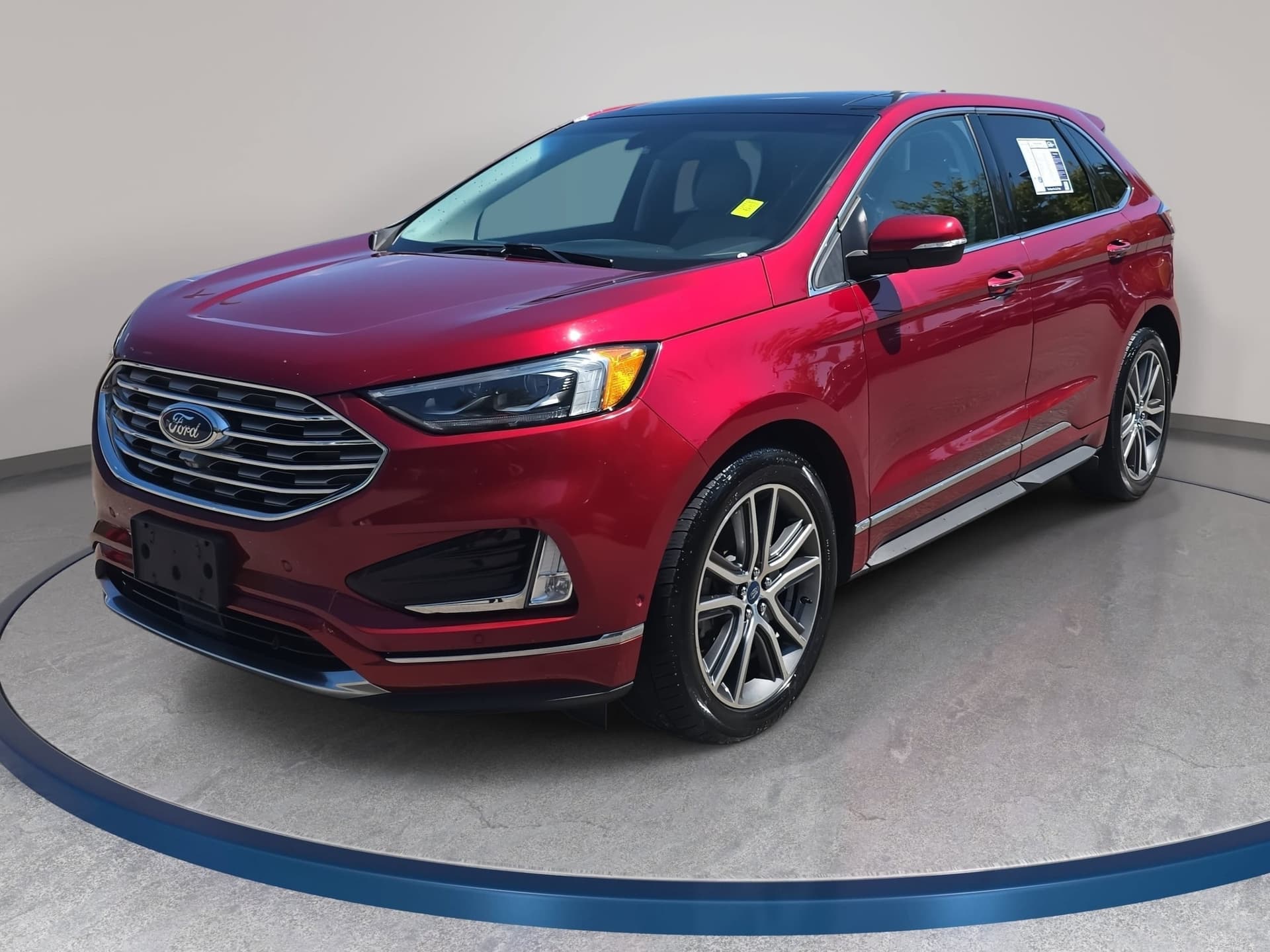 2019 Ford Edge Titanium — photo 1 of 35