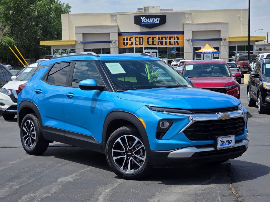 2025 Chevrolet Trailblazer LT — photo 1 of 27
