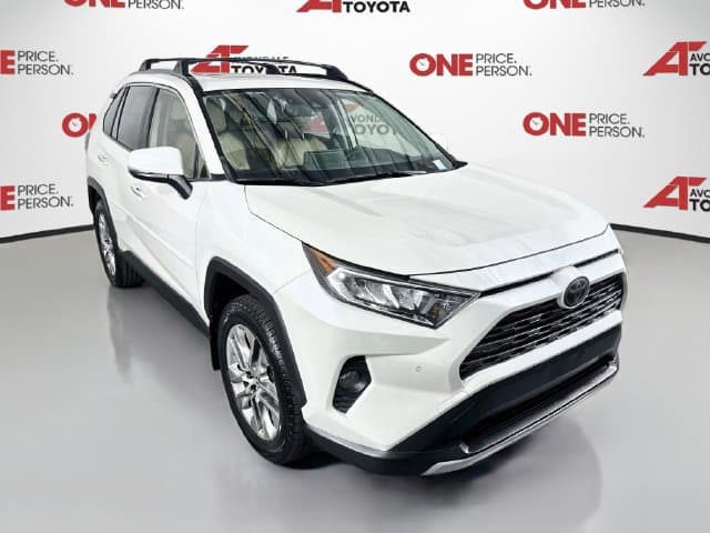 2019 Toyota RAV4 Limited — photo 1 of 34