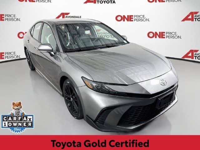 2026 Toyota Camry SE — photo 1 of 33