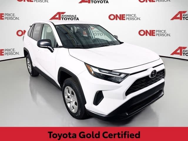 2023 Toyota RAV4 LE — photo 1 of 33