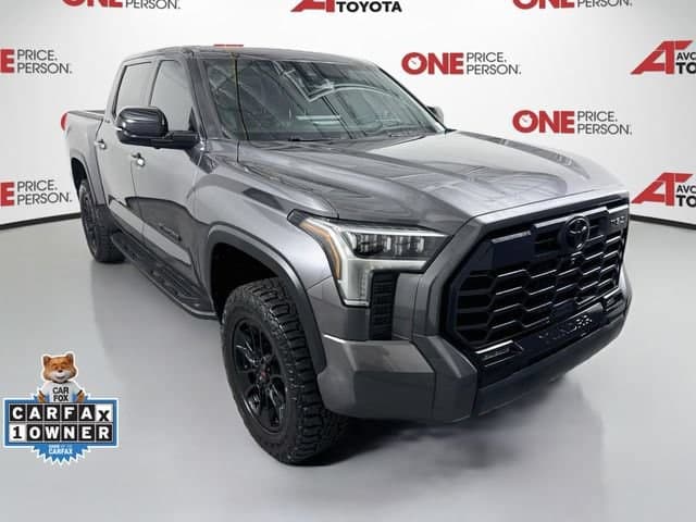 2025 Toyota Tundra 4WD Limited — photo 1 of 33