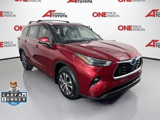 2023 Toyota Highlander Hybrid XLE — photo 1 of 34