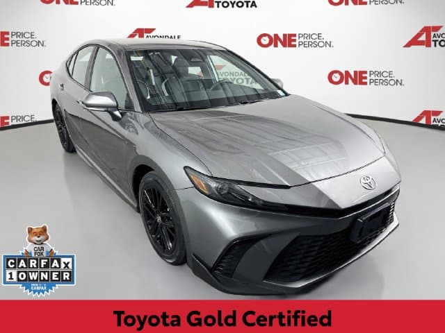 2026 Toyota Camry SE — photo 1 of 33