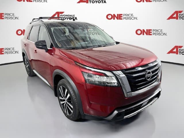 2023 Nissan Pathfinder Platinum — photo 1 of 35