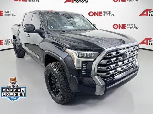 2024 Toyota Tundra 4WD Platinum — photo 1 of 33