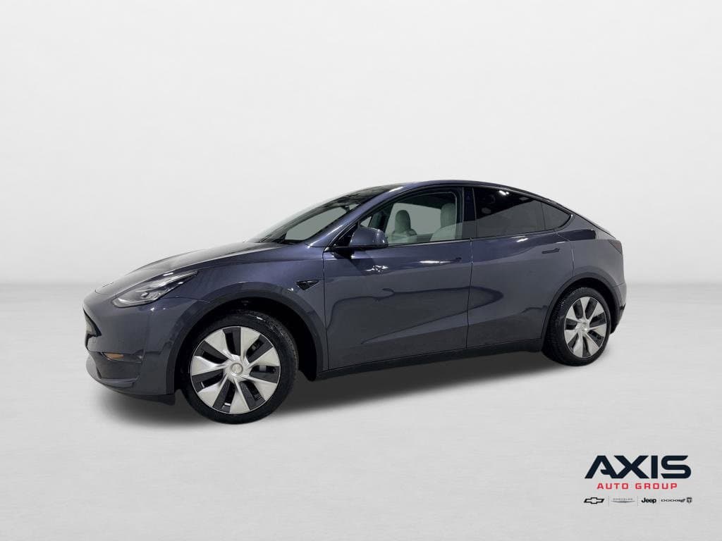 2022 Tesla Model Y Long Range — photo 1 of 38