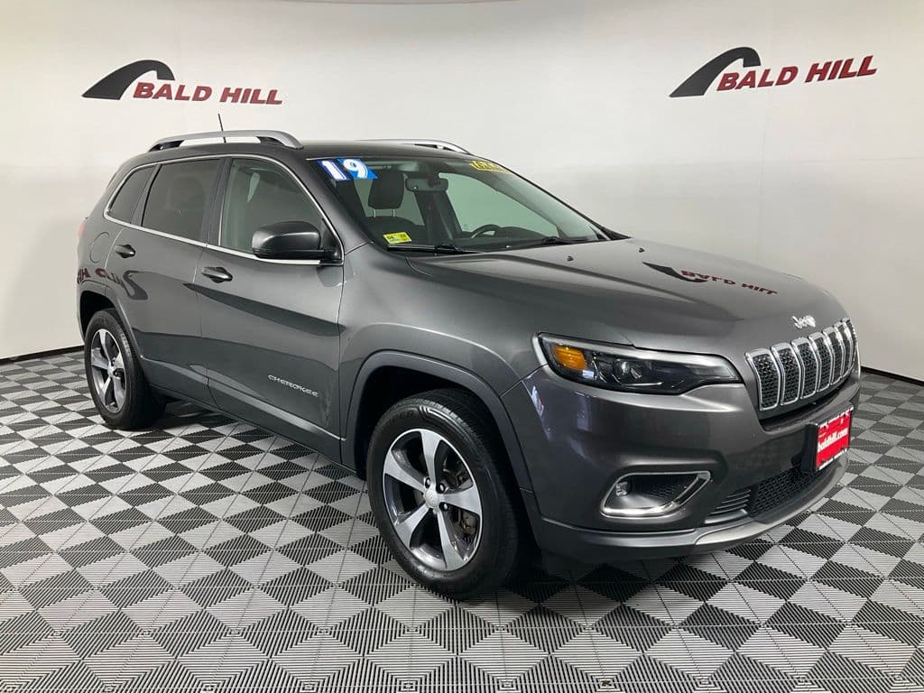 2019 Jeep Cherokee Limited 4x4 — photo 1 of 24