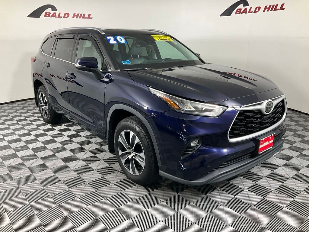 2020 Toyota Highlander XLE — photo 1 of 27