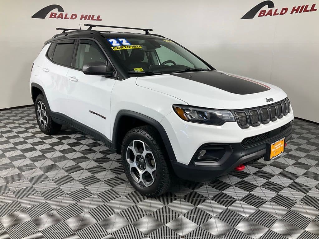 2022 Jeep Compass Trailhawk — photo 1 of 23