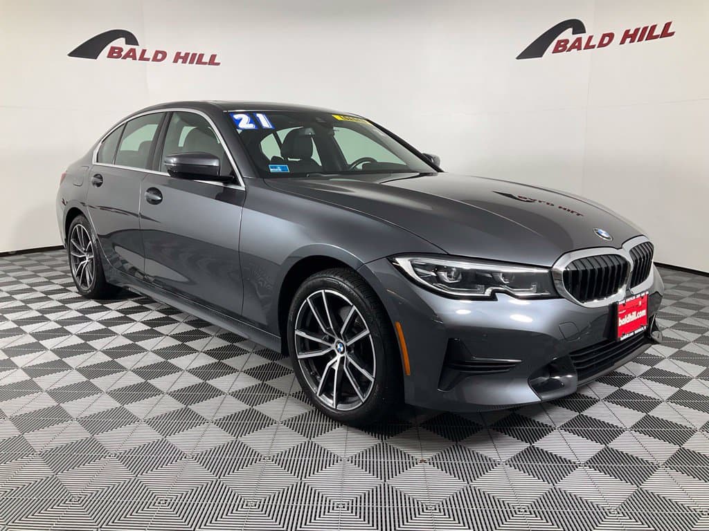 2021 BMW 3 Series 330i xDrive — photo 1 of 25