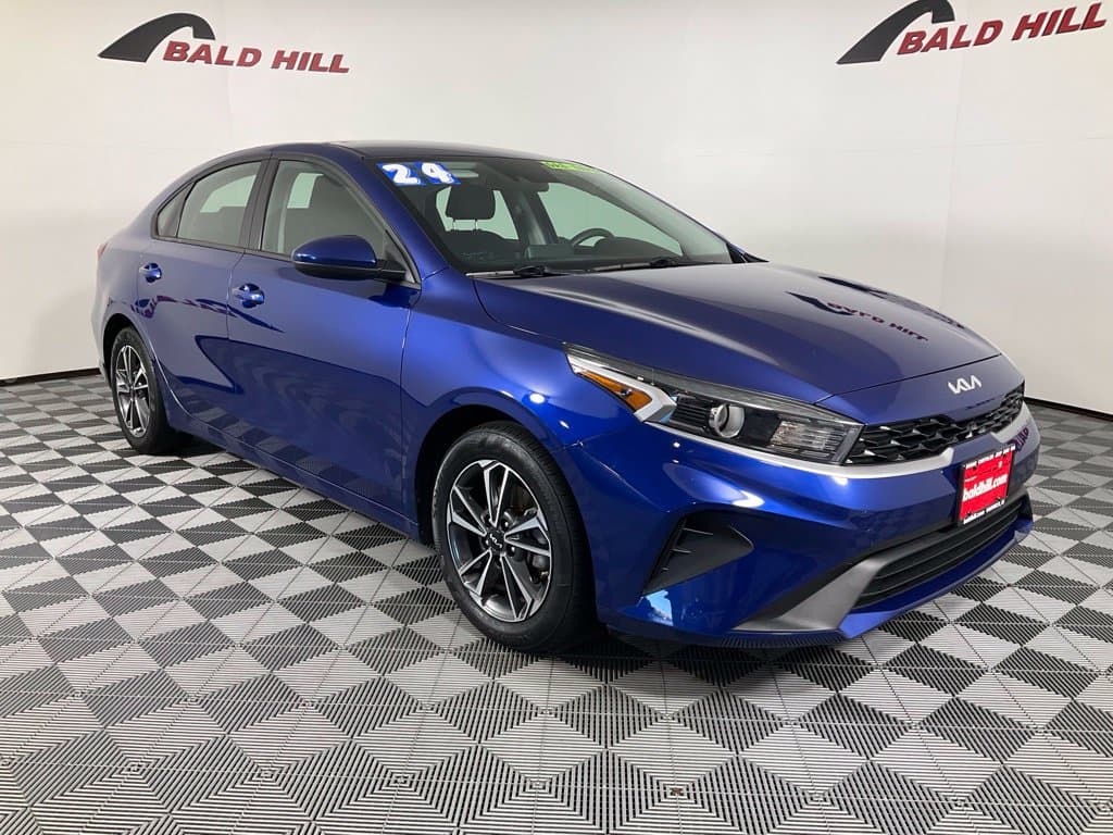 2024 Kia Forte LXS — photo 1 of 22