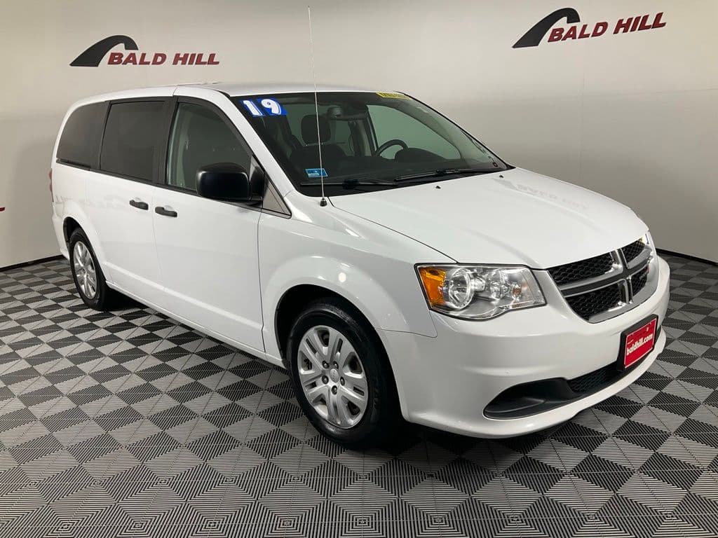 2019 Dodge Grand Caravan SE — photo 1 of 22