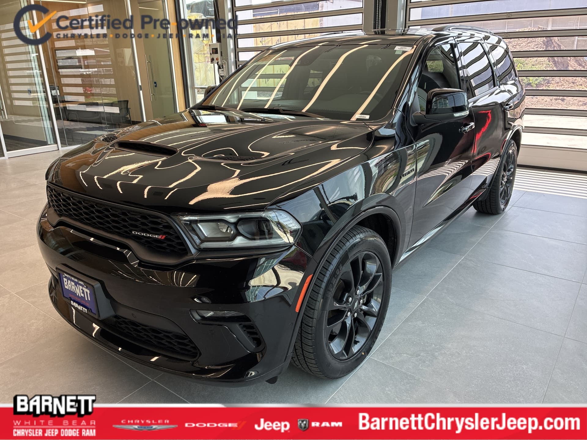 2023 Dodge Durango R/T Plus — photo 1 of 32