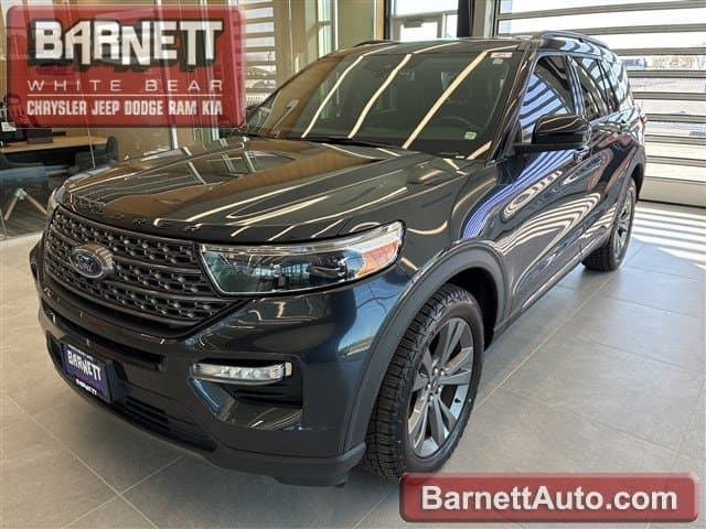 2022 Ford Explorer XLT — photo 1 of 30