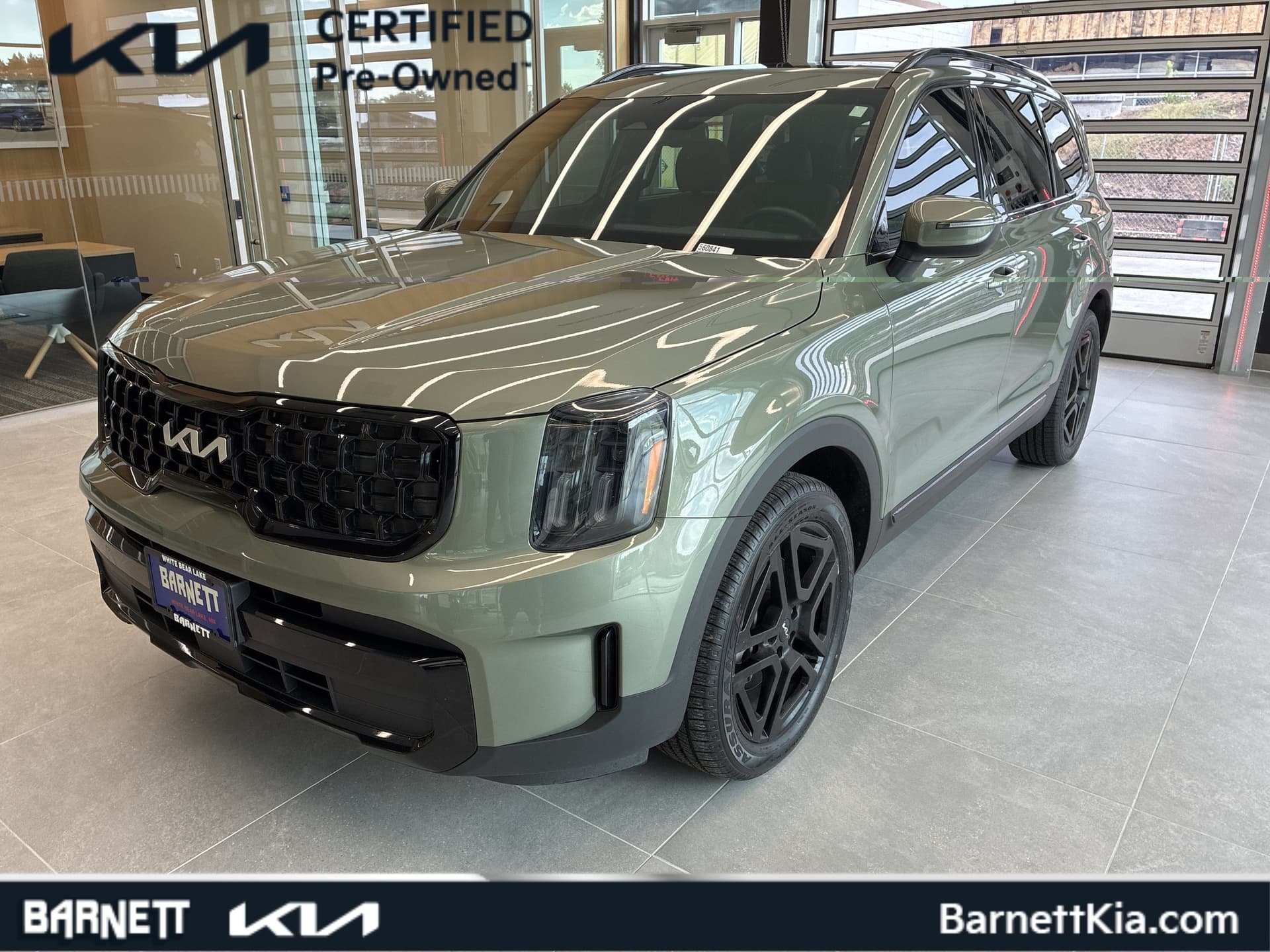 2024 Kia Telluride EX X-Line — photo 1 of 32