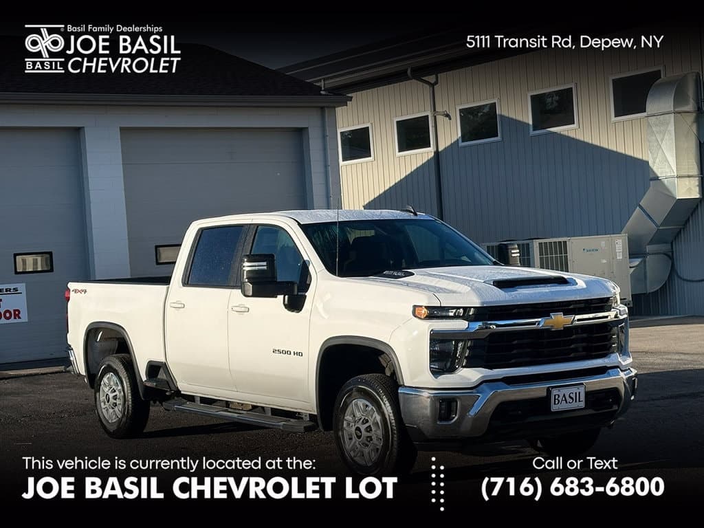2025 Chevrolet Silverado 2500HD LT — photo 1 of 39