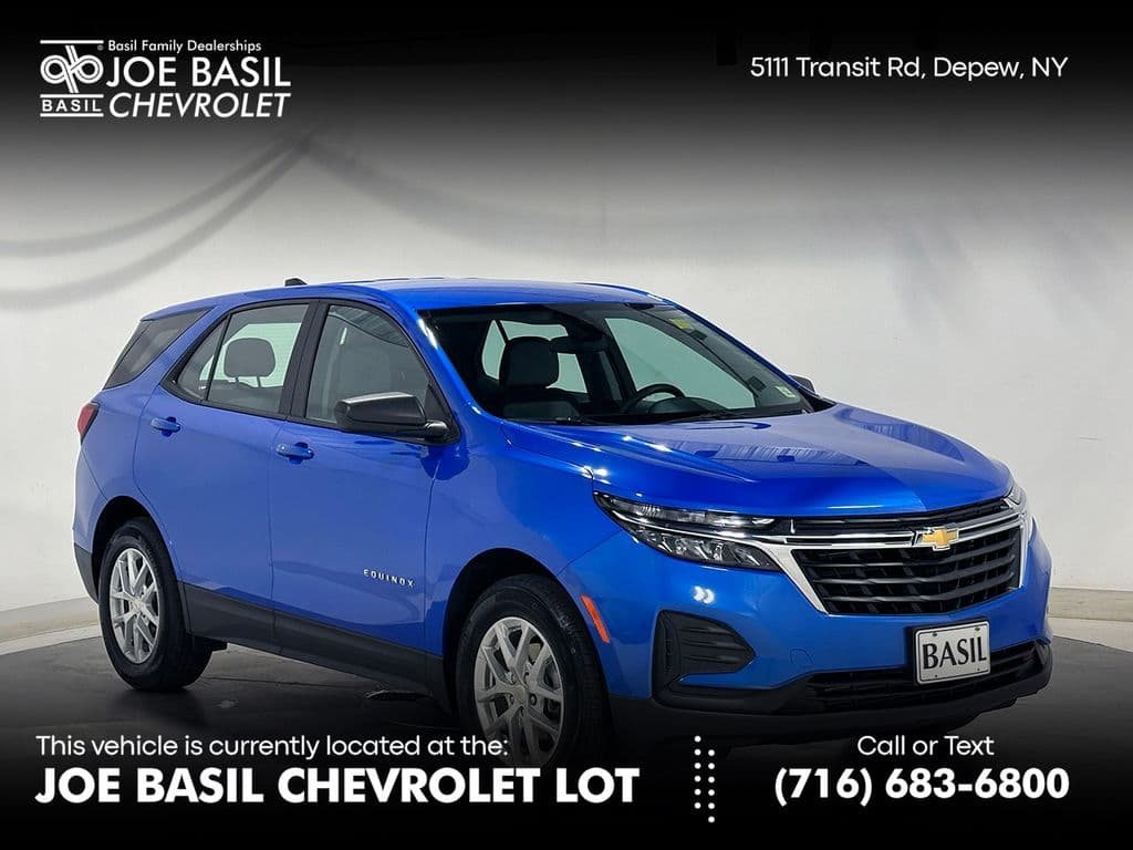 2024 Chevrolet Equinox LS — photo 1 of 37