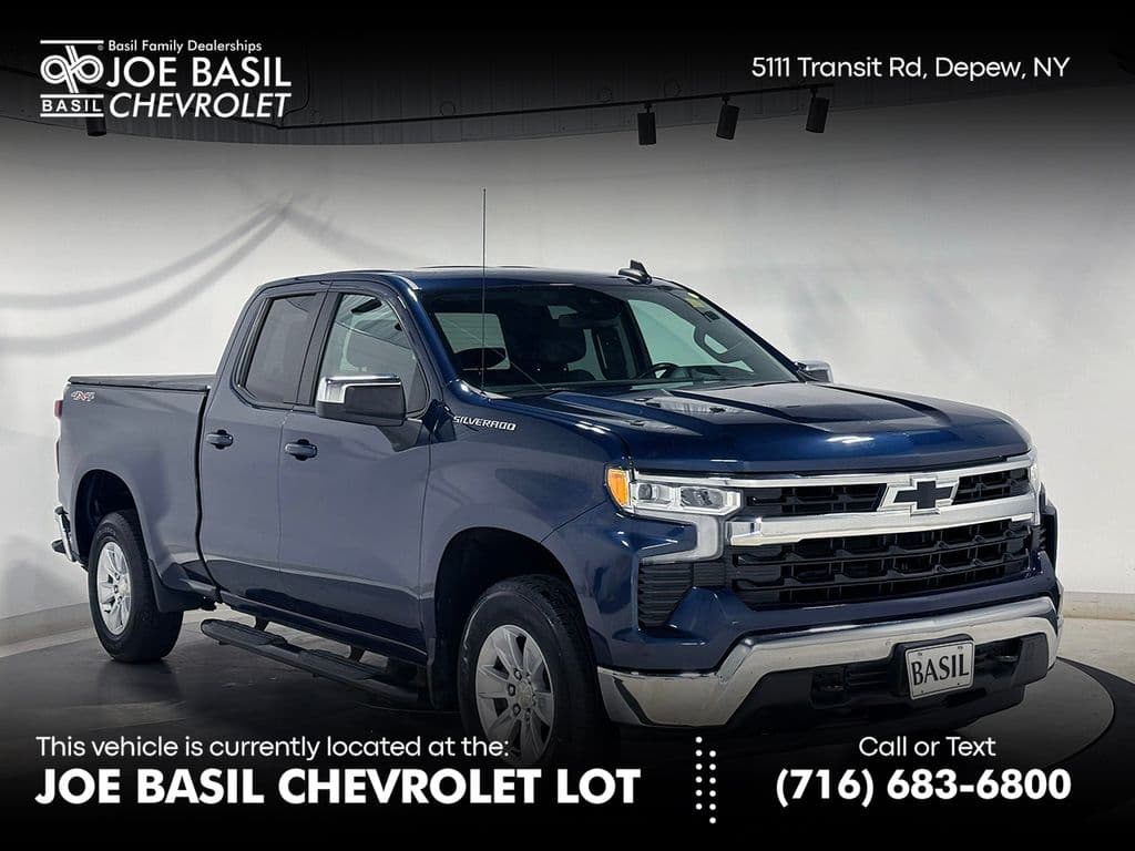 2022 Chevrolet Silverado 1500 LT — photo 1 of 40