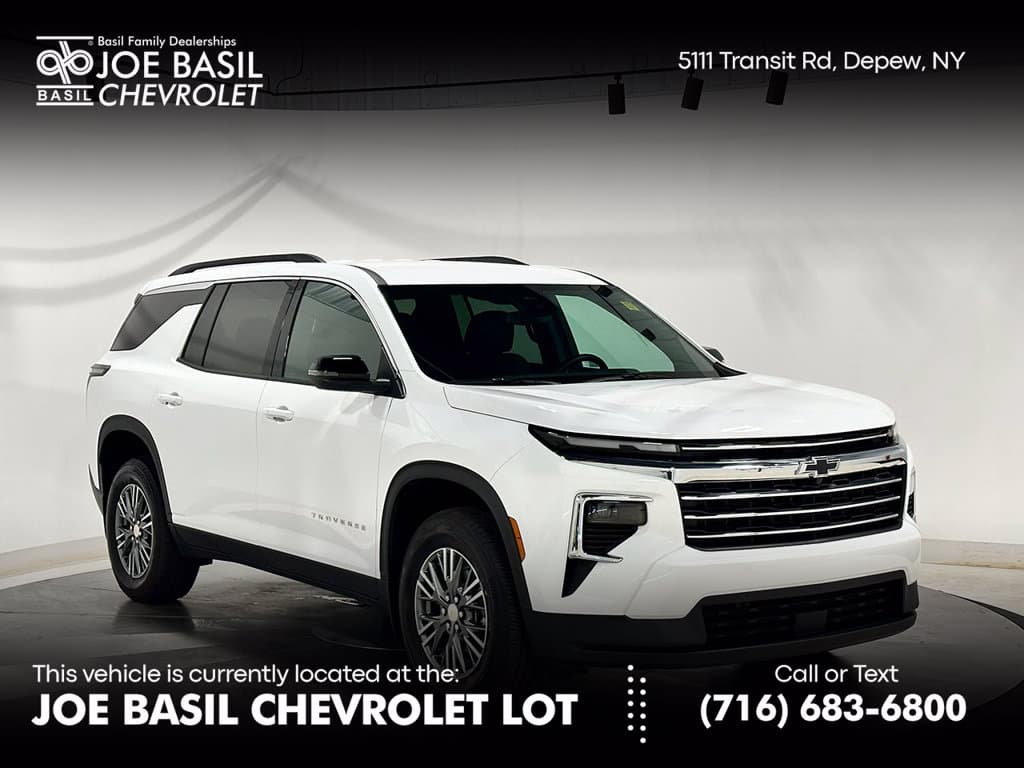 2026 Chevrolet Traverse AWD LT — photo 1 of 42