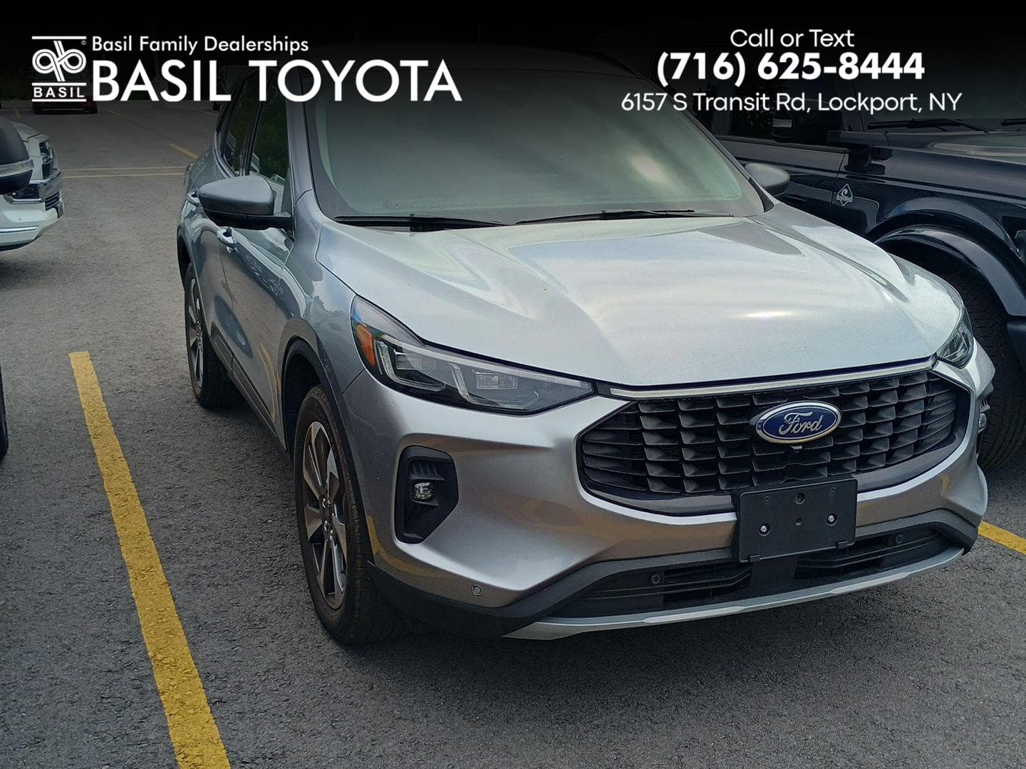 2024 Ford Escape Platinum — photo 1 of 4