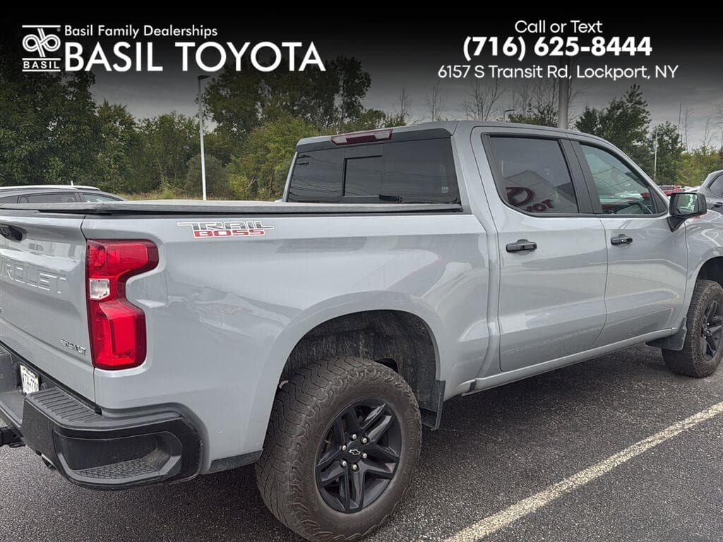 2024 Chevrolet Silverado 1500 LT Trail Boss — photo 1 of 5