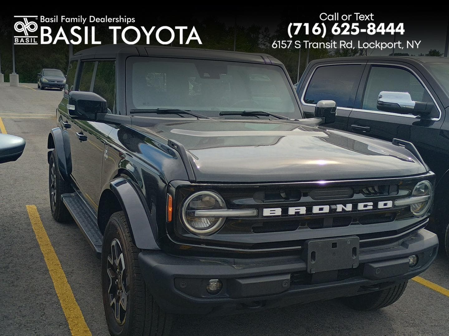 2024 Ford Bronco Outer Banks — photo 1 of 4